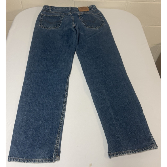 Vintage Levi’s 550 Relaxed Fit Jeans Mens 33x34 Medium Wash Blue Made In USA Y2K - Picture 2 of 16